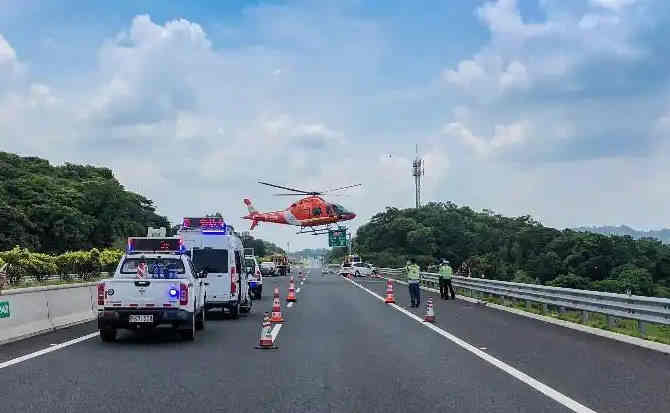 龙岗区高速公路汽车救援案例
